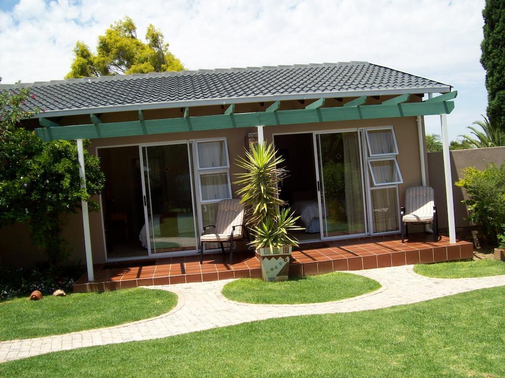 Hotel Lala Nathi Midrand Habitación foto